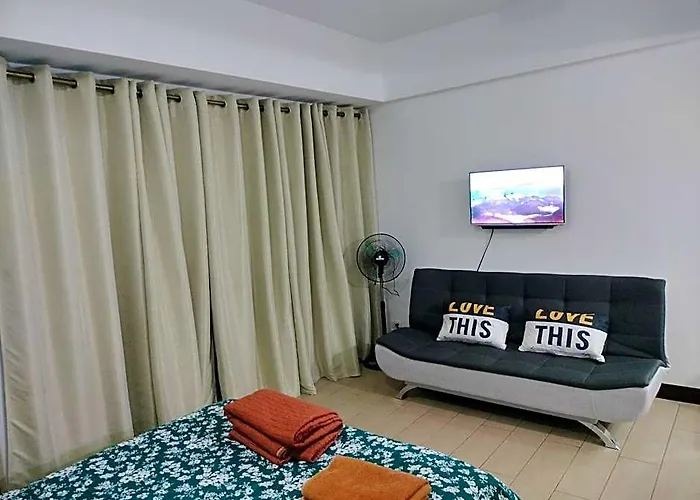 Rqui Condotel Near Airport Hotel